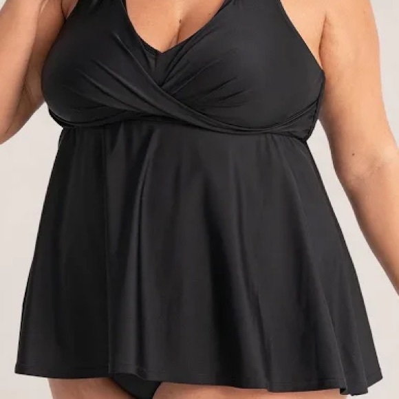 Shapermint Essentials Twist-Front V-Neck Halter Tankini Top Black XL - Picture 3 of 4